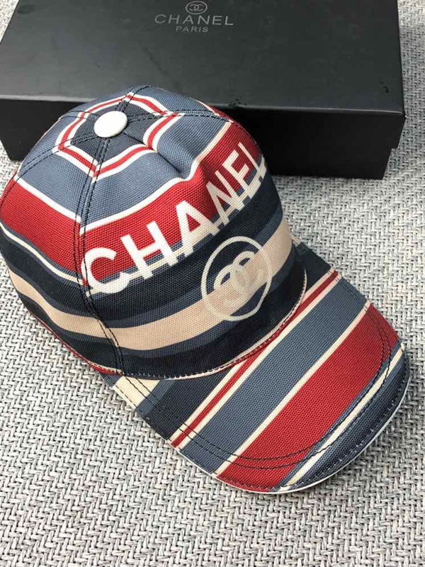 ブランド帽子背面デザイン